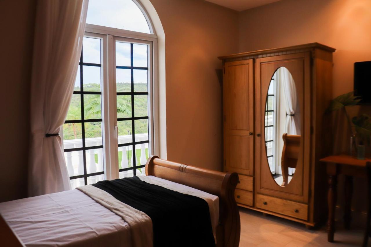 לנסויס Vila Pugliesi Hotel Boutique מראה חיצוני תמונה