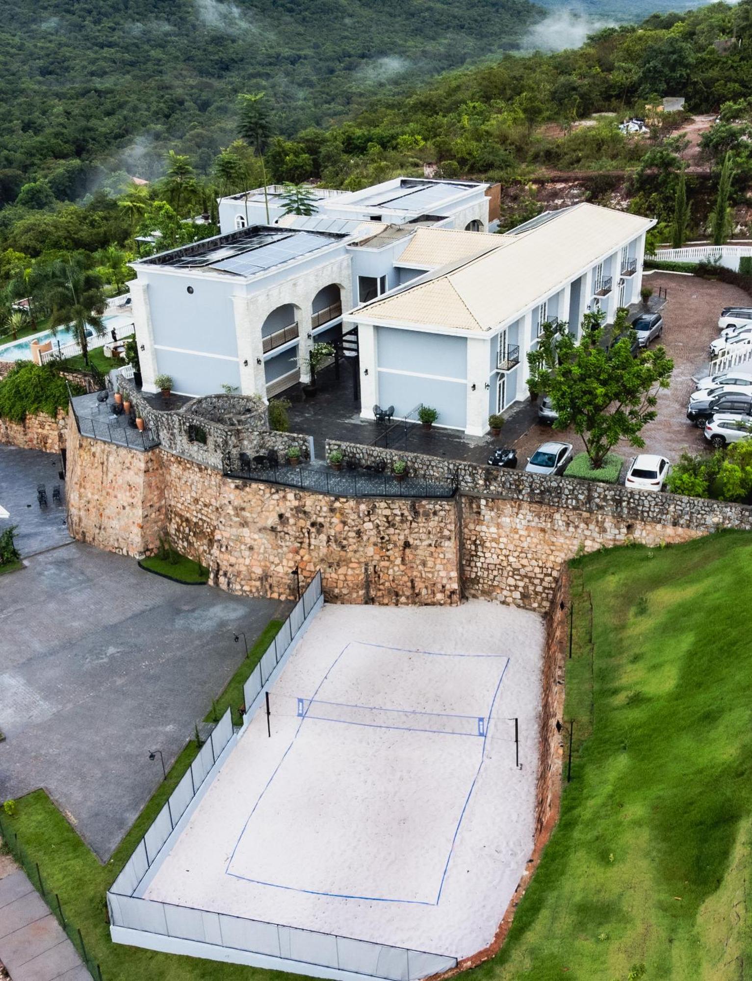 לנסויס Vila Pugliesi Hotel Boutique מראה חיצוני תמונה