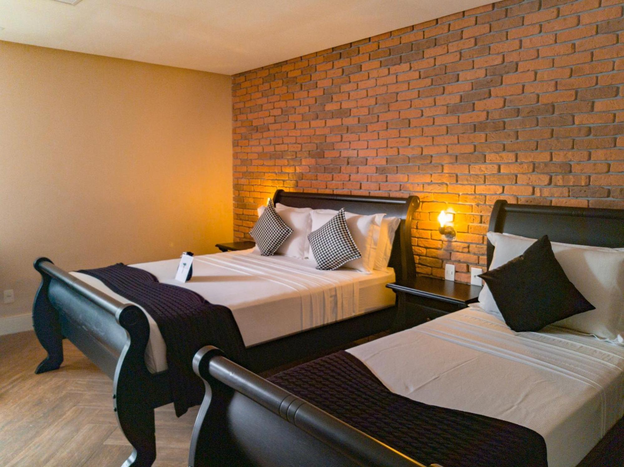 לנסויס Vila Pugliesi Hotel Boutique מראה חיצוני תמונה